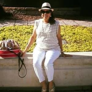 Meet your Posher, Eloina